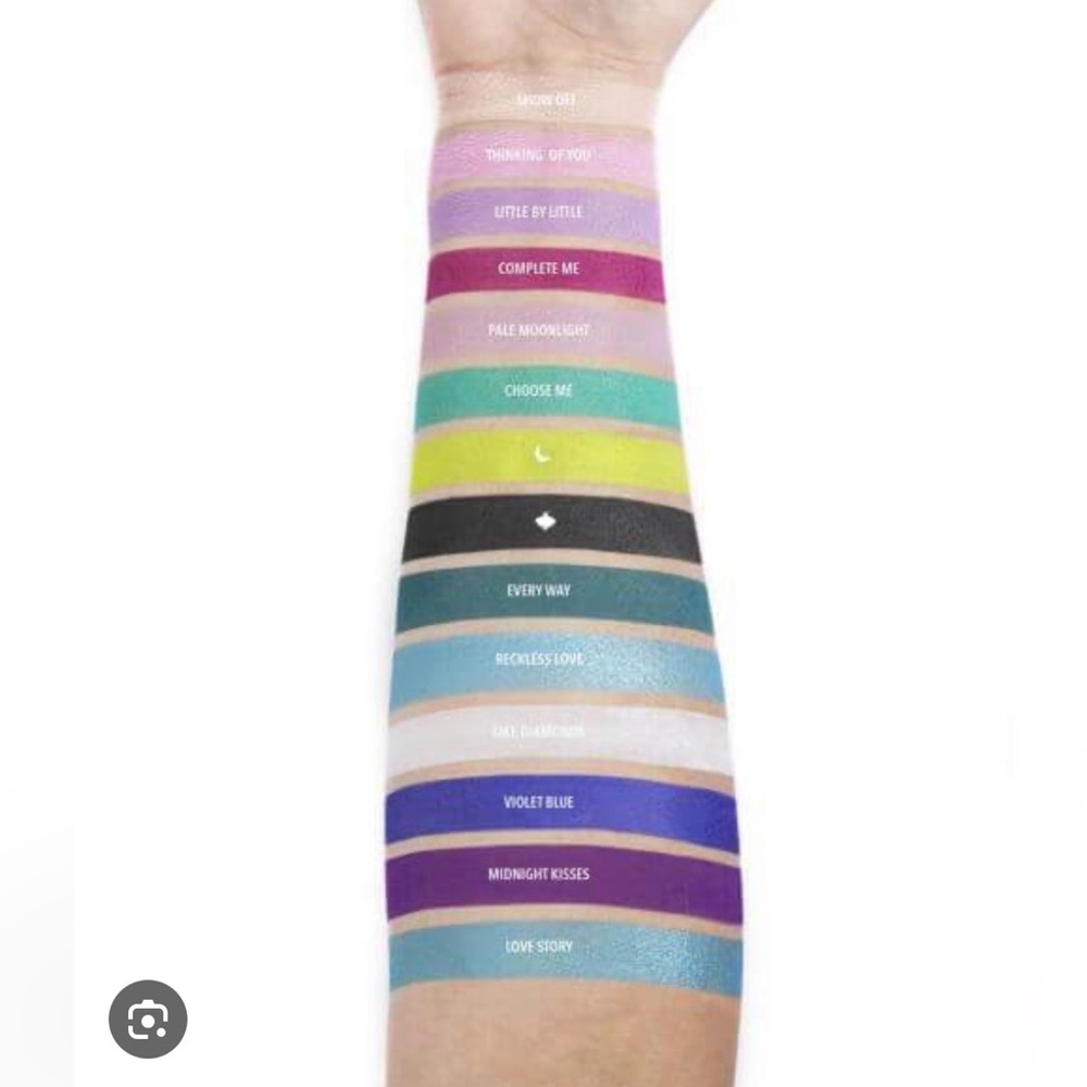 MOIRA “NEVER ENDING LIGHTS” EYESHADOW PALETTE - BRAND NEW in the sleeve! - Picture 13 of 13